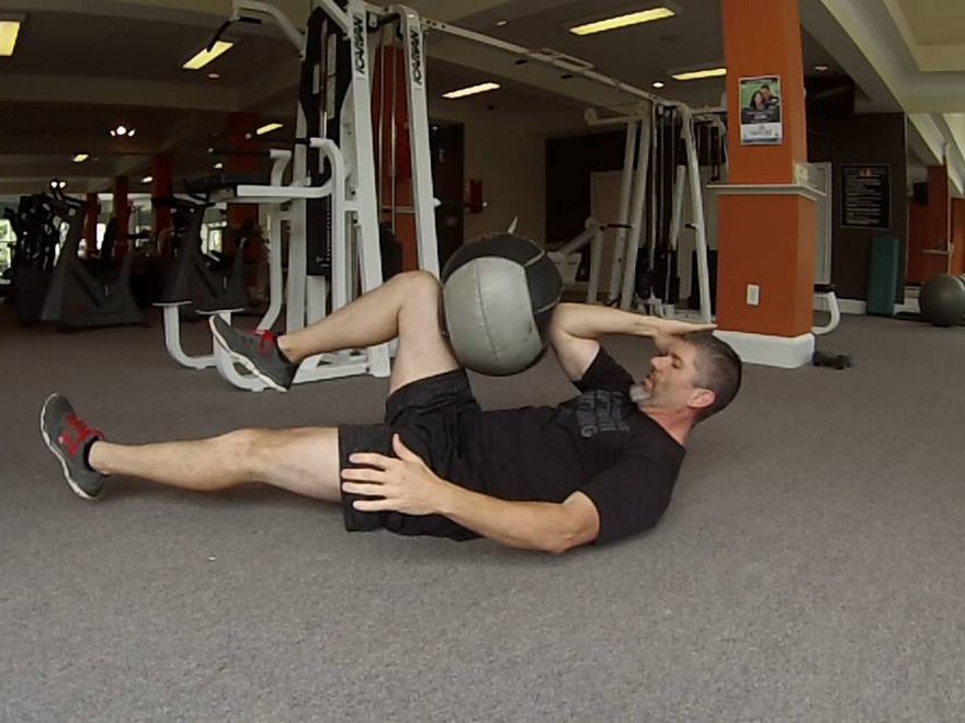  Mendacity Single Leg Bicycle Kick (With Medication Ball)