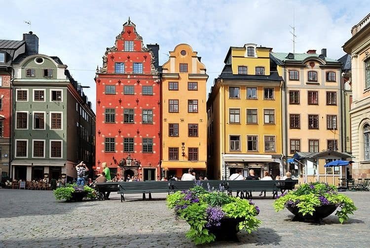 12 Of the Absolute Greatest Locations to Journey in Europe With Children