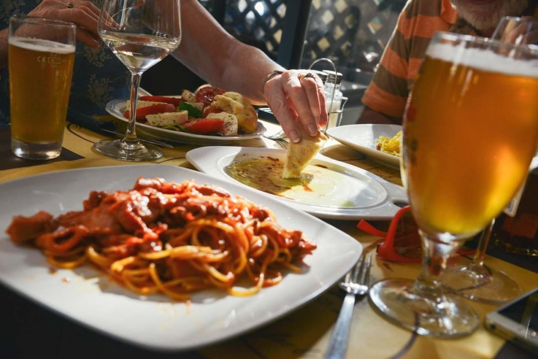 6 of the Greatest Child-Pleasant Pubs in Melbourne with Playgrounds & Extra!