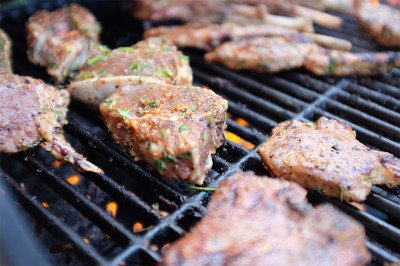 Put some Sizzle in your Summer season: Grilled Lamb Chops