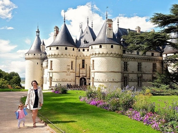 The Do’s and Don’ts of Traveling Abroad with Toddlers